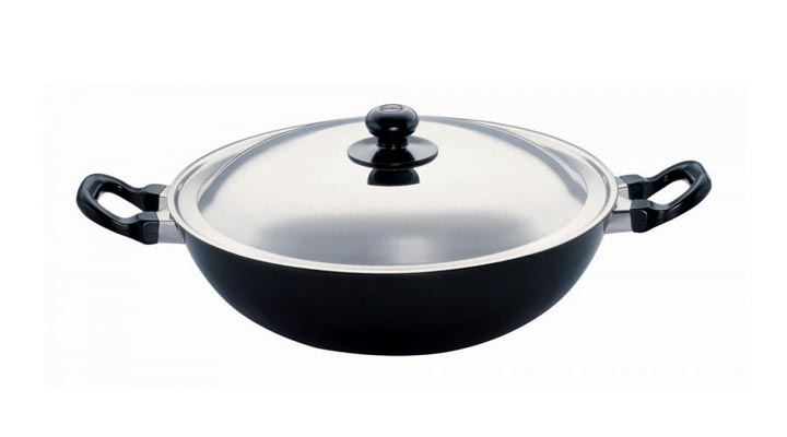 best hawkin futura non stick frying pan