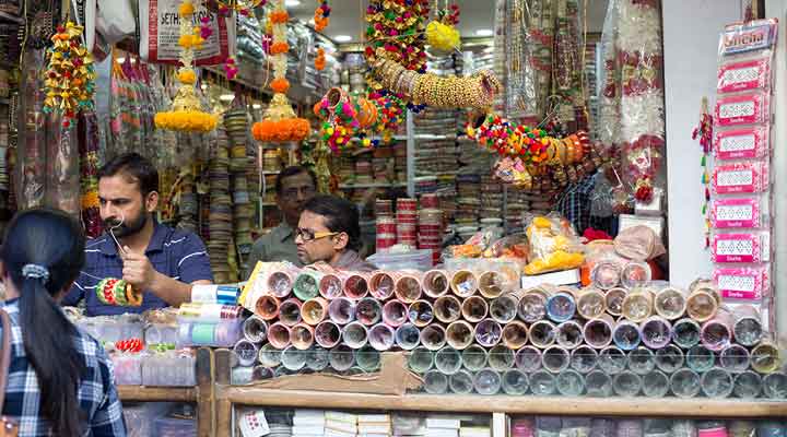 shopping in UP