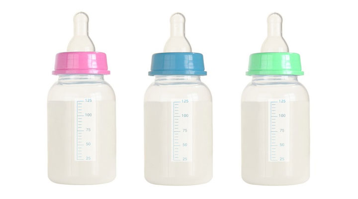 handbag essentials for women with kids