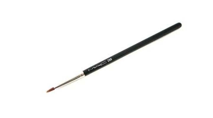 best eye makeup brush