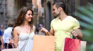 Do’s and Don’ts while shopping with boyfriend