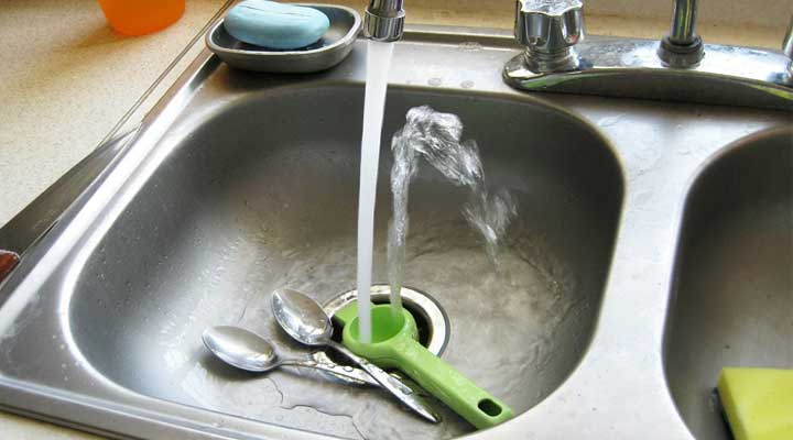 DIY blocked drains cleaning