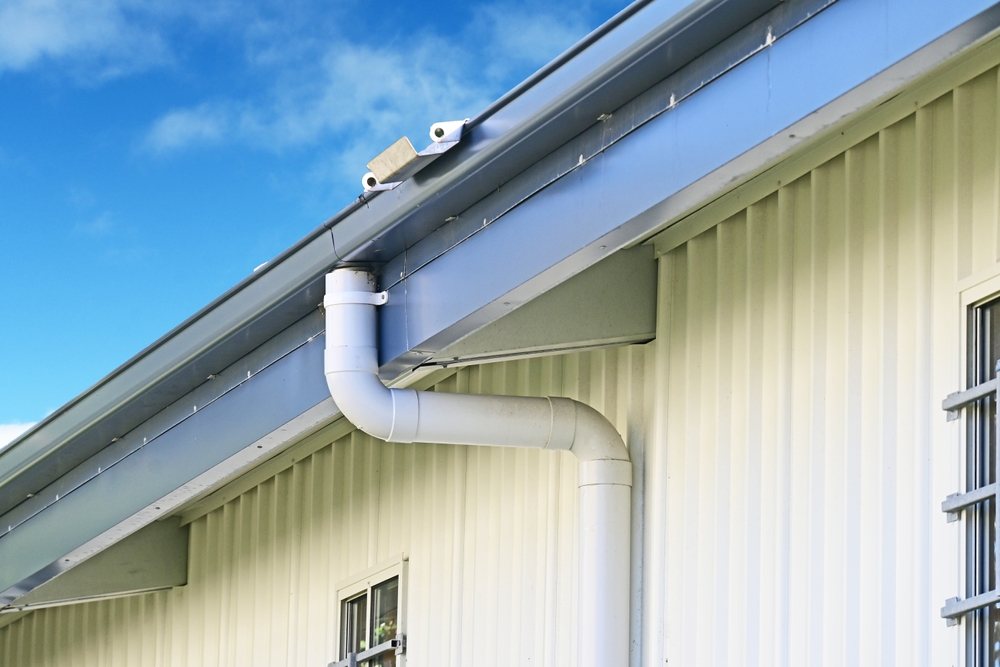 rain gutter downpipe